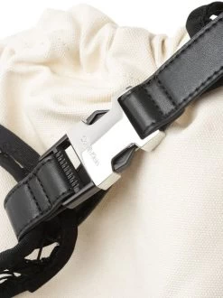 Calvin Klein Damen Handtasche -Das Geheimnis der Outdoor-Bekleidung. Damen Handtasche pdstandard 612658 0001 stilldetail white 1