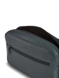 Markberg Damen Umhängetasche EleaMBG -Das Geheimnis der Outdoor-Bekleidung. Damen Umh ngetasche EleaMBG pdstandard bust 637369 0002 bustdetail 1